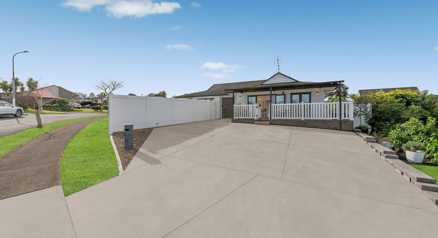  at 12 Pinewood Grove, Botany Downs, Manukau City, Auckland