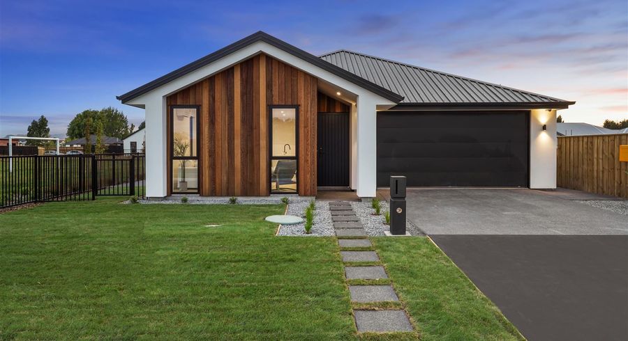  at 8 Millhaven Place, Casebrook, Christchurch City, Canterbury