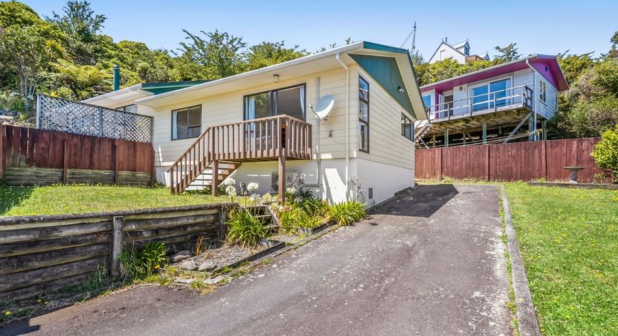  at 1/25 Invercargill Drive, Kelson, Lower Hutt