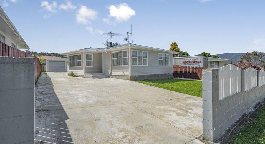  at 24 Kairanga Crescent, Wainuiomata, Lower Hutt