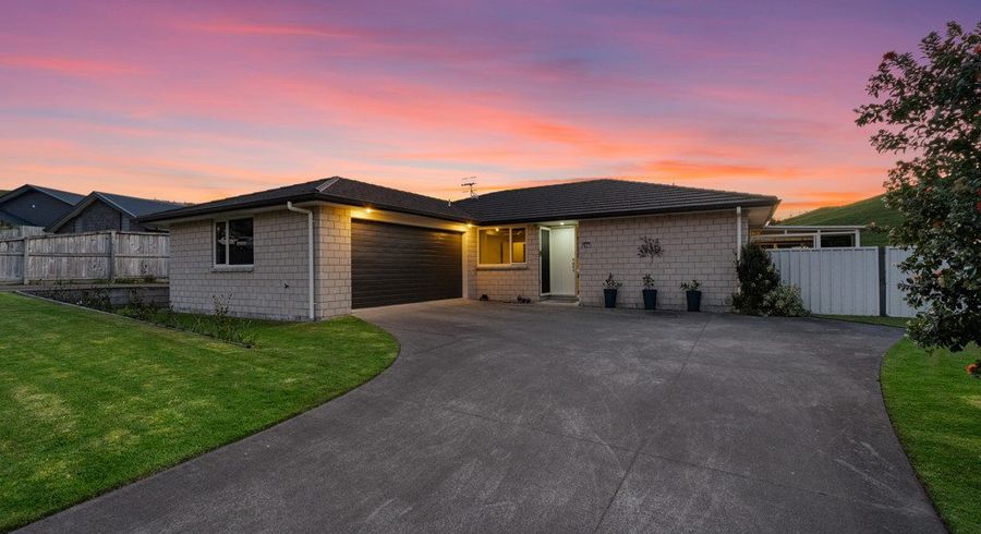  at 170 Ballintoy Park Drive, Welcome Bay, Tauranga