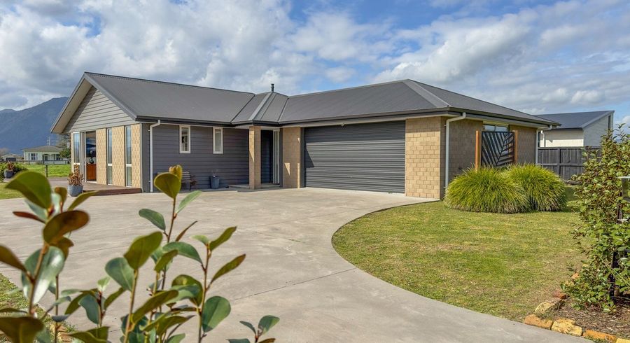  at 23 Second Avenue, Waihou