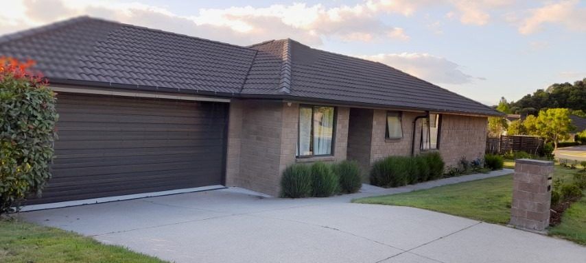  at 10 Bathurst Crescent, Pyes Pa, Tauranga