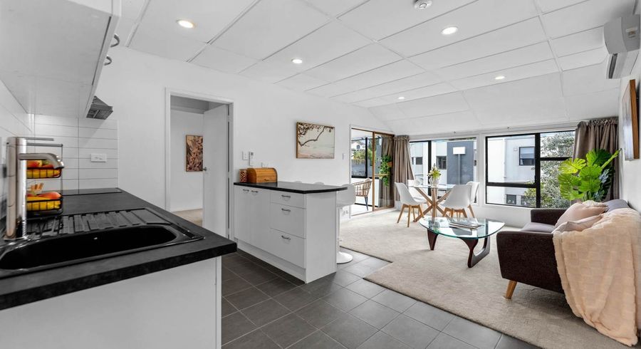  at 11/56 Ferndale Road, Mount Wellington, Auckland City, Auckland