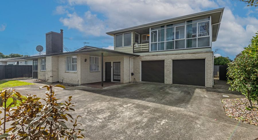  at 12 Tabak Crescent, Takaro, Palmerston North