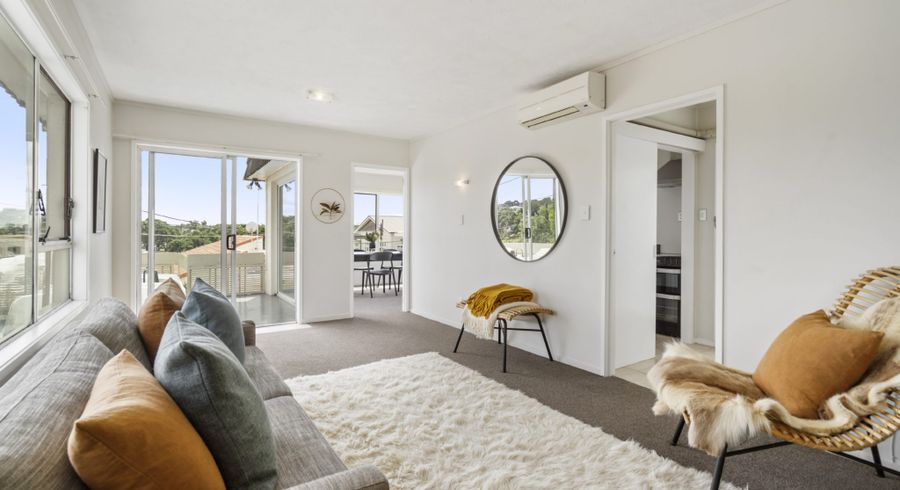  at 1/22 North Avenue, Narrow Neck, Auckland