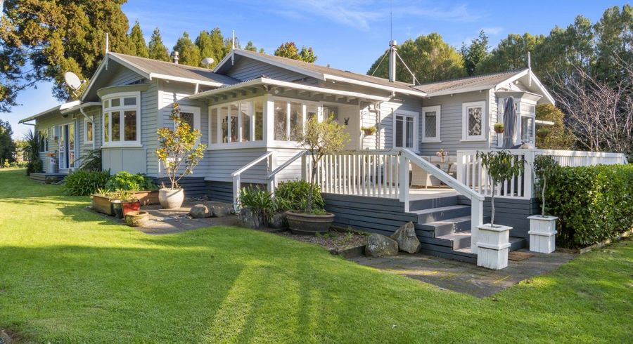  at 104 Glue Pot Road, Tauranga