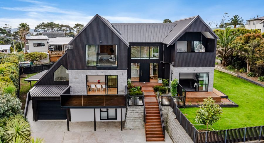  at 18B East Avenue, Manly, Whangaparaoa
