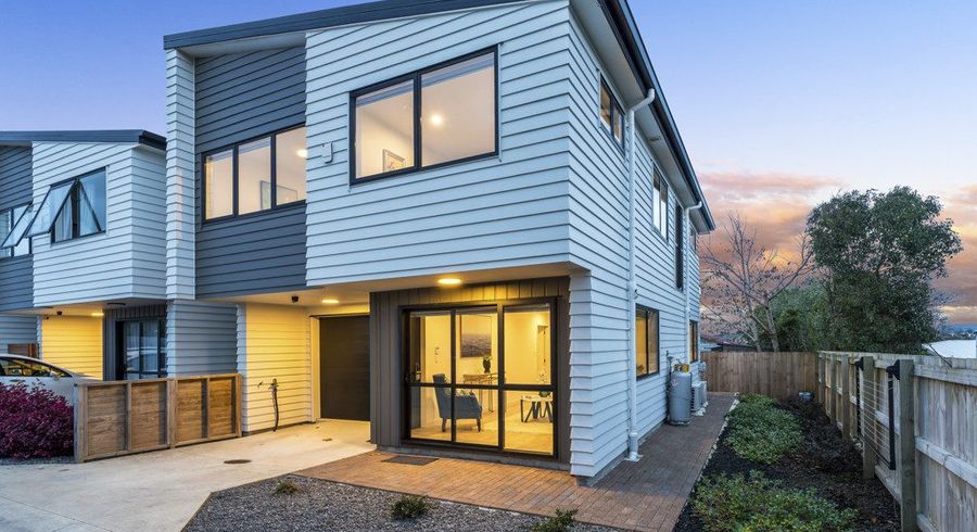  at 29D MacKenzie Street, Te Atatu South, Waitakere City, Auckland