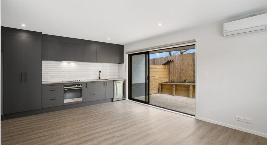  at 2/67 Line Road, Glen Innes, Auckland City, Auckland
