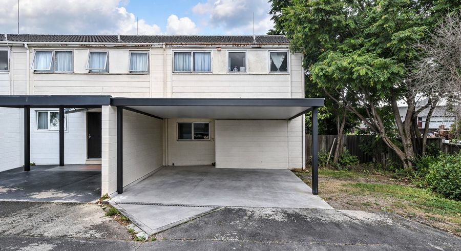  at 90C Beaumonts Way, Manurewa, Manukau City, Auckland