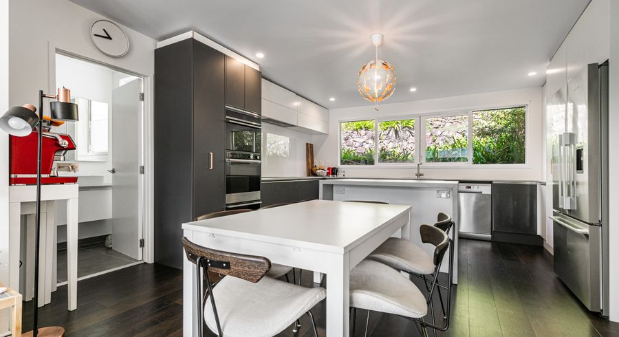  at 6 Hobson Terrace, Onetangi, Waiheke Island