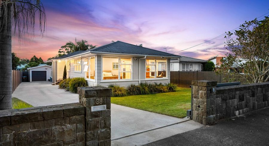  at 38 Eastdale Road, Avondale, Auckland