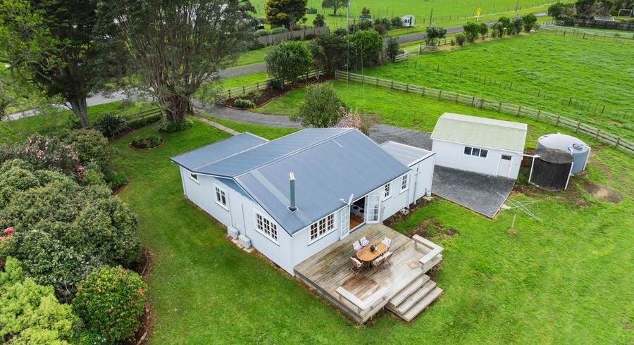  at 242 Hull Road, Waiuku
