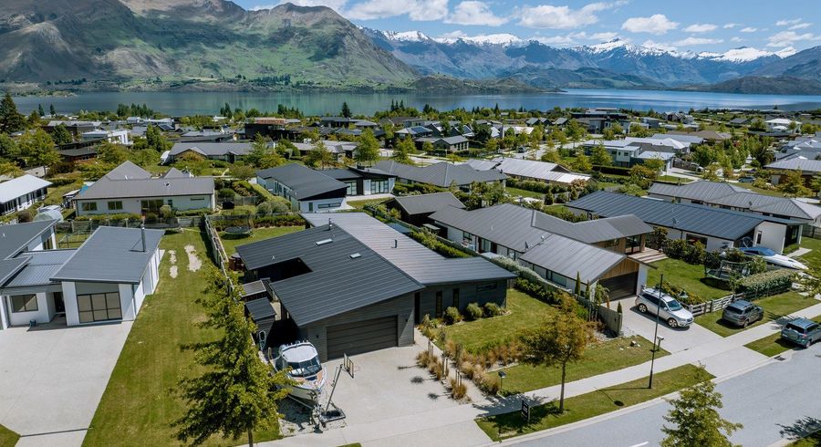  at 9 Centre Crescent, Wanaka
