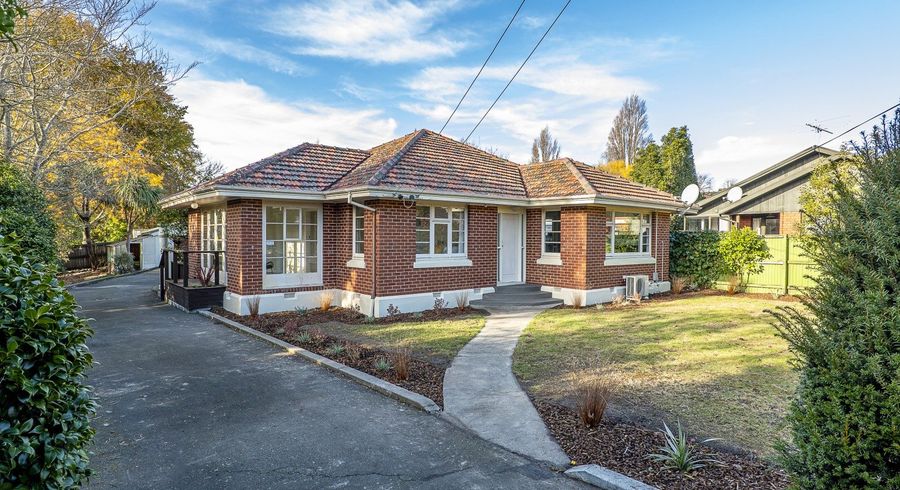  at 6 Barrington Street, Somerfield, Christchurch