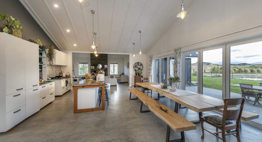  at 175 Queensberry Terrace, Queensberry, Cromwell