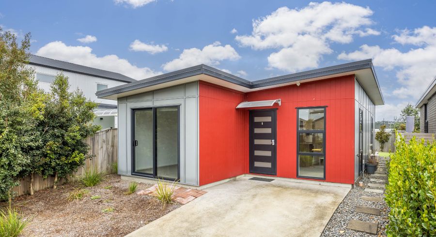  at 27 Houhora Street, Westgate, Waitakere City, Auckland