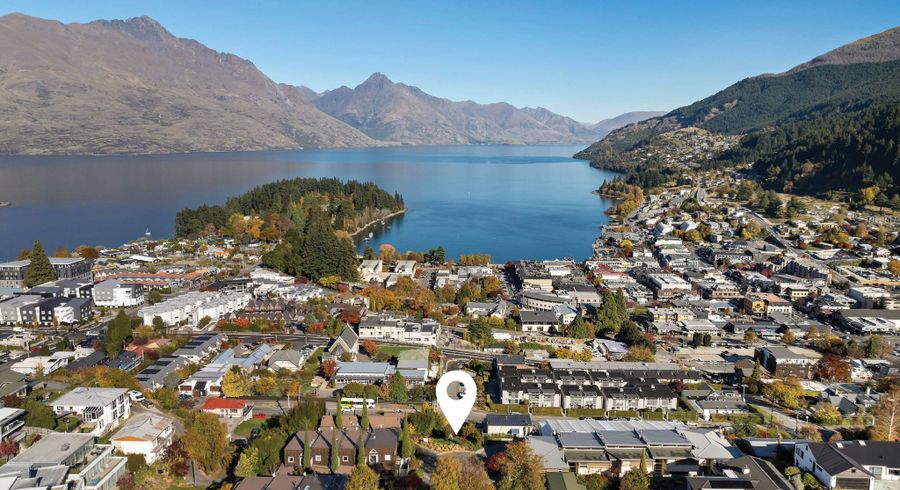  at 41 Hallenstein Street, Queenstown East, Queenstown-Lakes, Otago