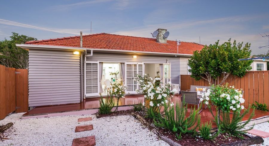  at 14 Himikera Avenue, Avondale, Auckland