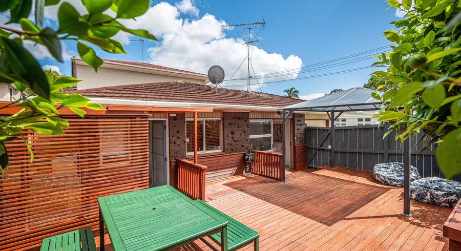  at 1/1 Watea Road, Sandringham, Auckland