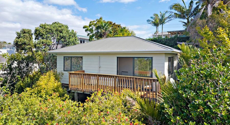  at 899A East Coast Road, Torbay, North Shore City, Auckland