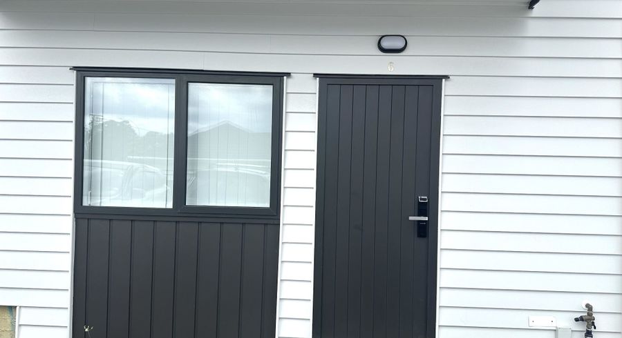  at 6/18 Kinross Street, Blockhouse Bay, Auckland