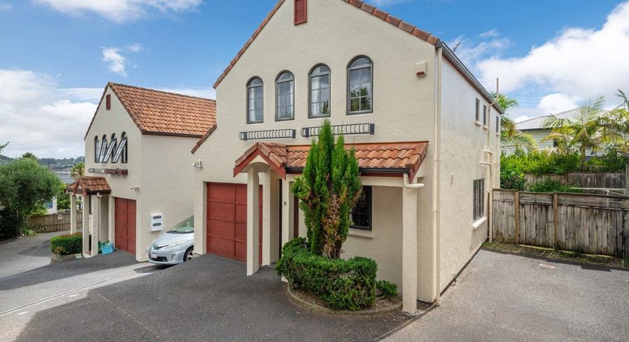  at 5E Spencer Road, Oteha, North Shore City, Auckland