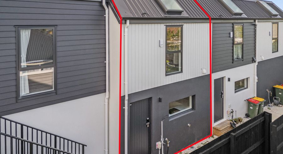  at 18D Pirangi Street, Point England, Auckland City, Auckland