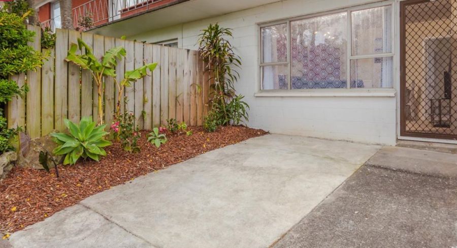  at 9/86 Owairaka Avenue, Owairaka, Auckland City, Auckland