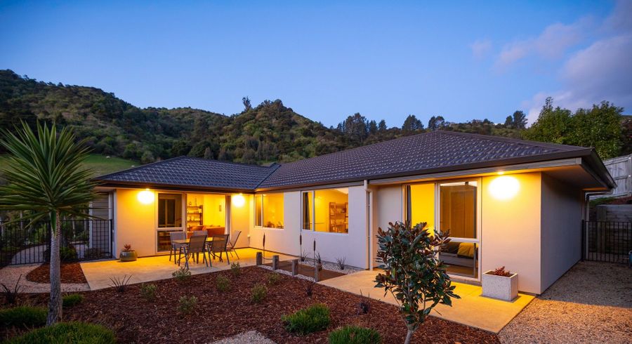  at 8 Saddleback Road, Todds Valley, Nelson