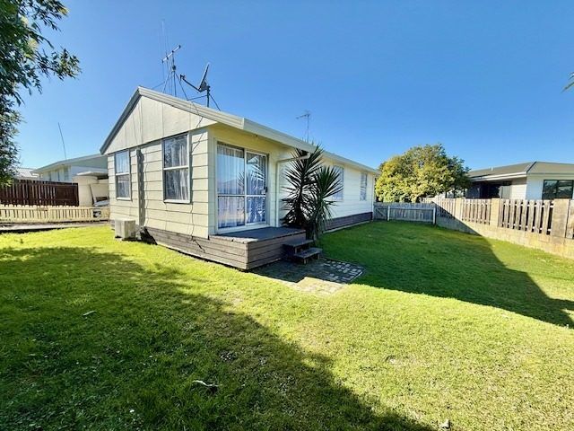  at 2 Harold Lane, Dinsdale, Hamilton, Waikato