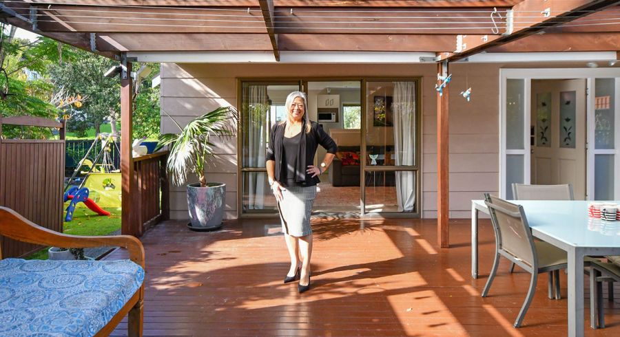  at 4 Ransom Smyth Drive, Goodwood Heights, Manukau City, Auckland