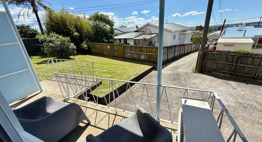  at 2/19A Seaview Terrace, Mount Albert, Auckland City, Auckland