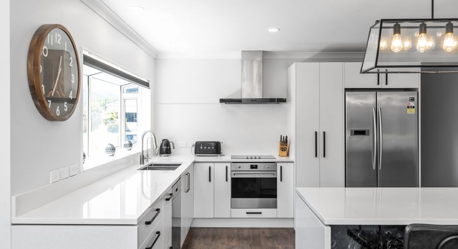  at 29 Rutherford Drive, Waikanae Beach, Waikanae