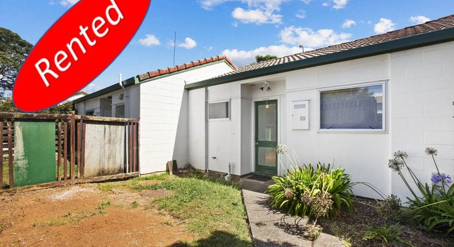  at 17 Fred Woodward Place, Mount Roskill, Auckland City, Auckland