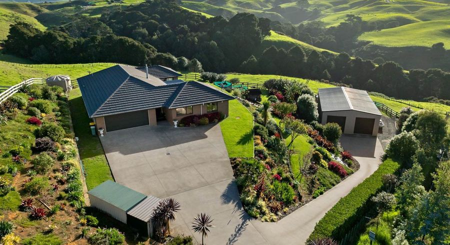 at 1096D  Awhitu Road, Waiuku, Franklin, Auckland