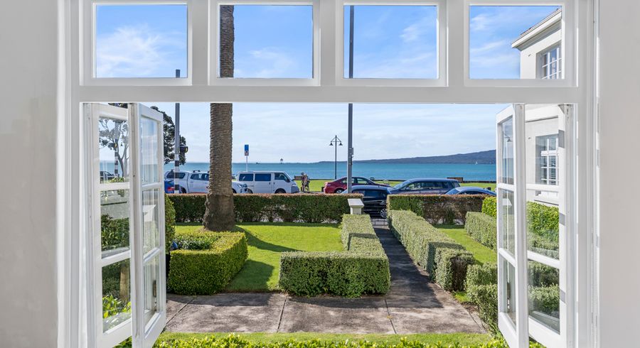  at 105 Tamaki Drive, Mission Bay, Auckland