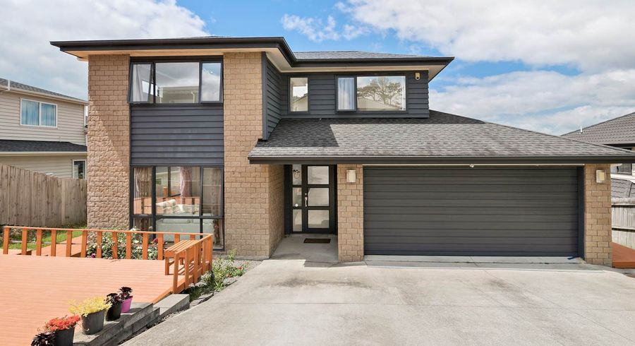  at 23 Namsan Close, Fairview Heights, Auckland