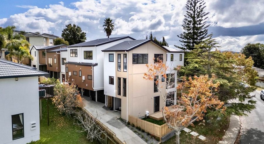 at 44C Bruce Road, Glenfield, Auckland