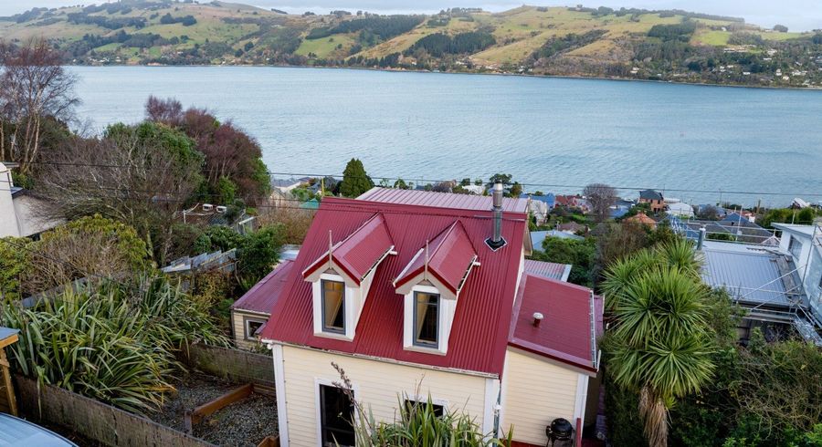  at 2 Waireka Street, Ravensbourne, Dunedin, Otago