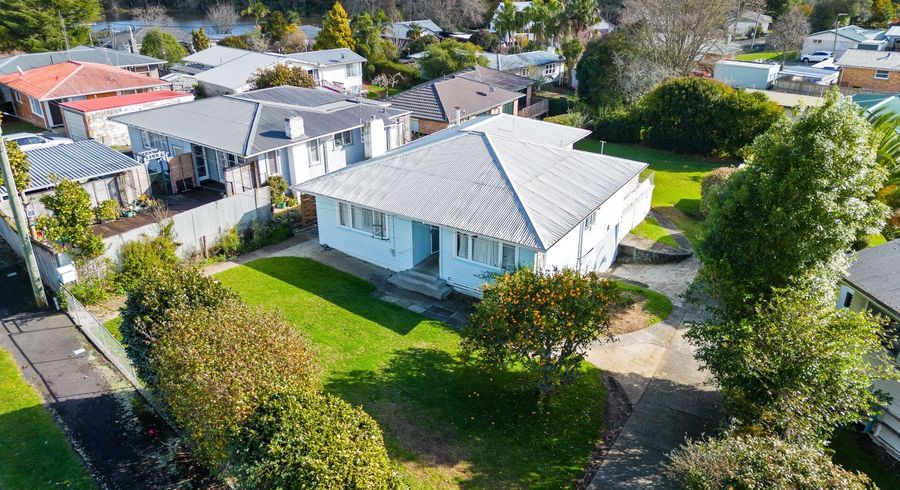  at 96 Storey Avenue, Forest Lake, Hamilton, Waikato