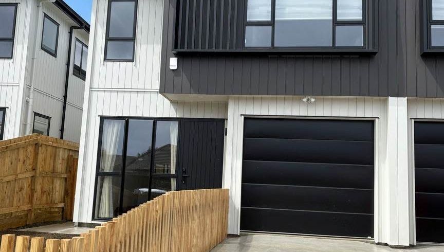  at 14C Stewart Gibson Place, The Gardens, Manukau City, Auckland