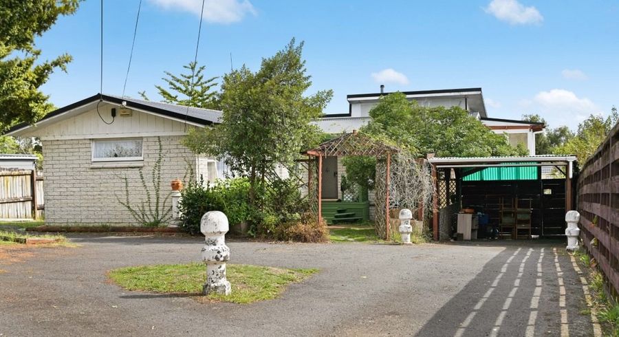  at 82 Houchens Road, Glenview, Hamilton, Waikato