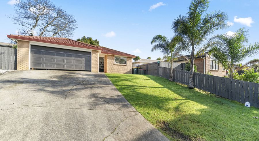  at 26 Piriti Place, Weymouth, Auckland