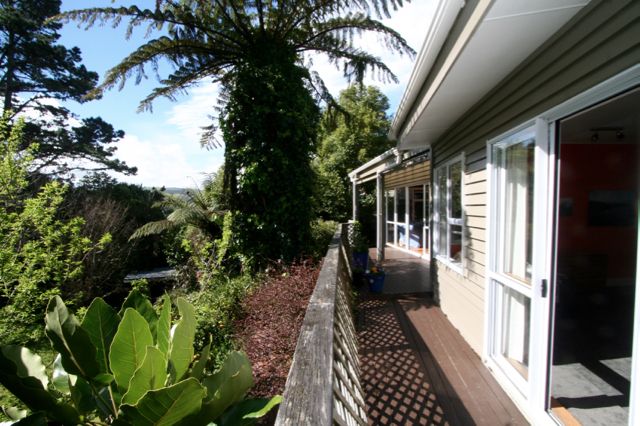  at 196 Park Road, Belmont, Lower Hutt