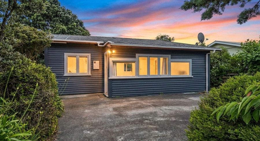  at 52 Main Road, Titahi Bay, Porirua, Wellington