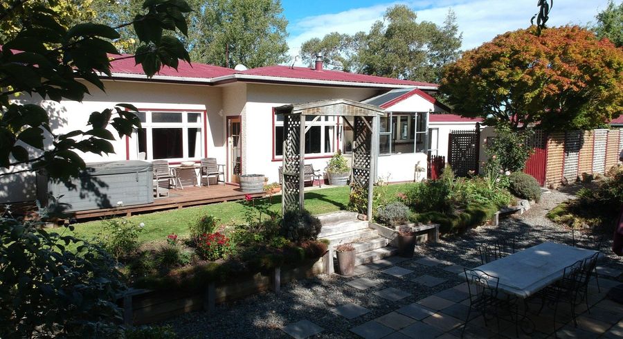  at 33 Devils Bridge Road, Weston, Waitaki, Otago