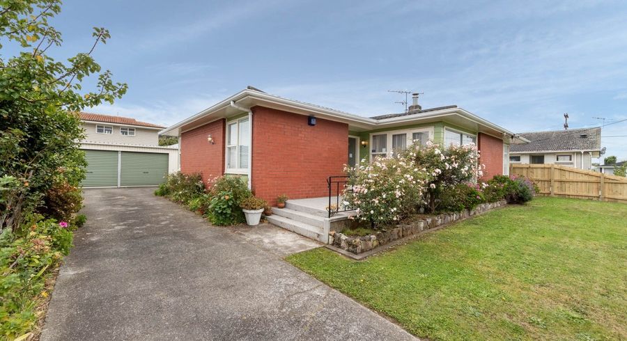  at 4 Rosebank Avenue, Avalon, Lower Hutt