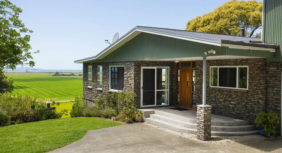  at 111 Pakowhai Road, Muriwai, Manutūkē